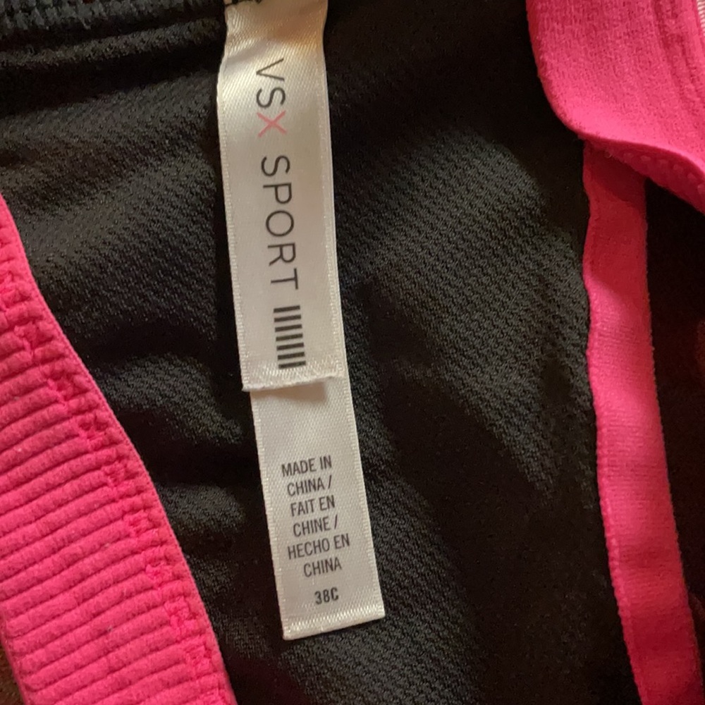 Victoria’s Secret Sport sports bra - Picture 3 of 3